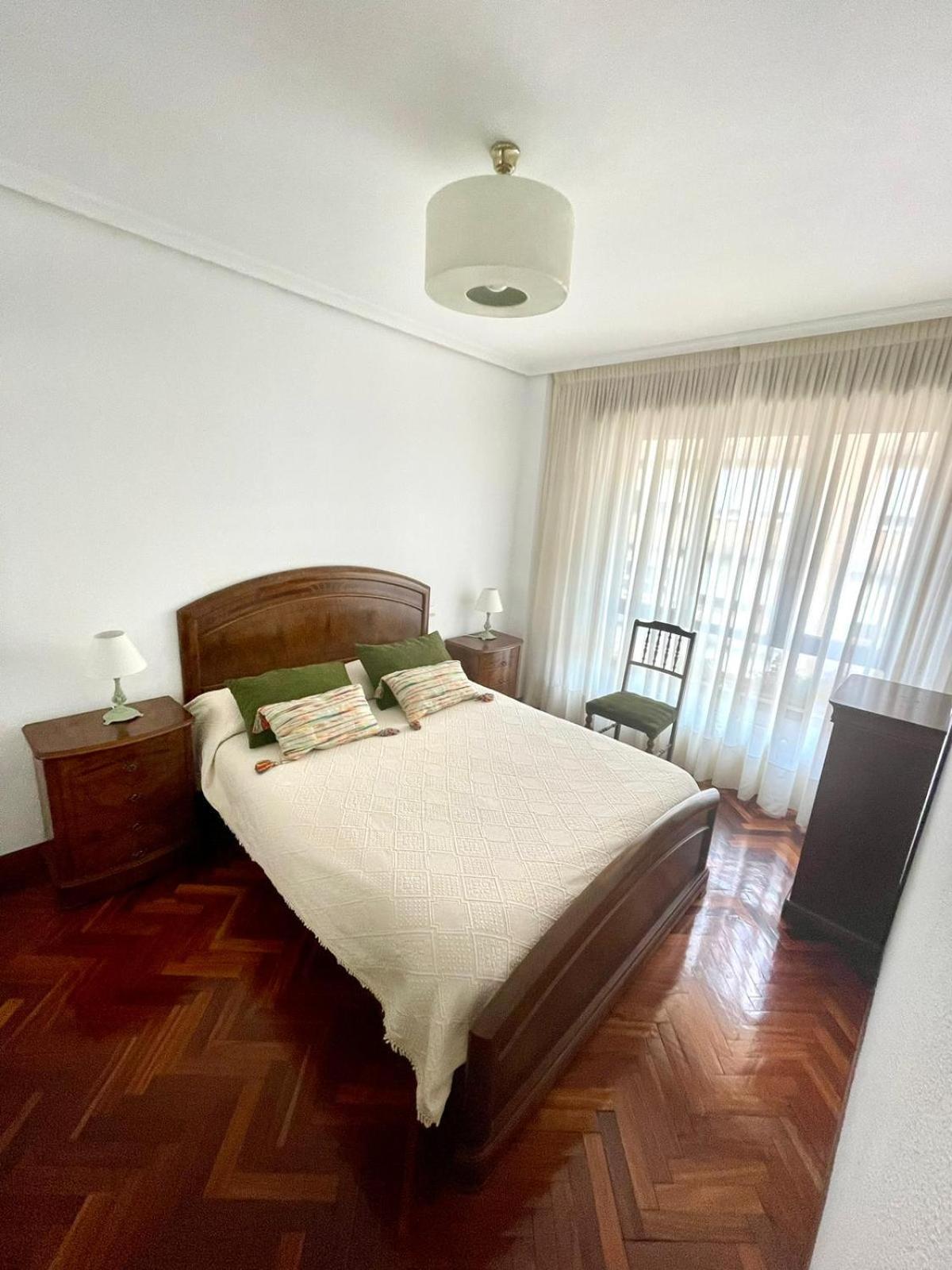 Апартаменты El Piso De Sabina Сантандер Экстерьер фото