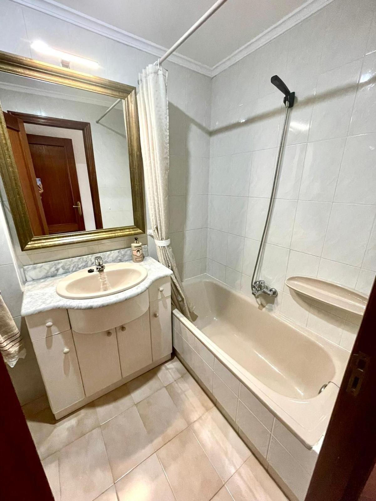 Апартаменты El Piso De Sabina Сантандер Экстерьер фото